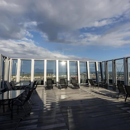 Appartamento In With Pool & Terrace